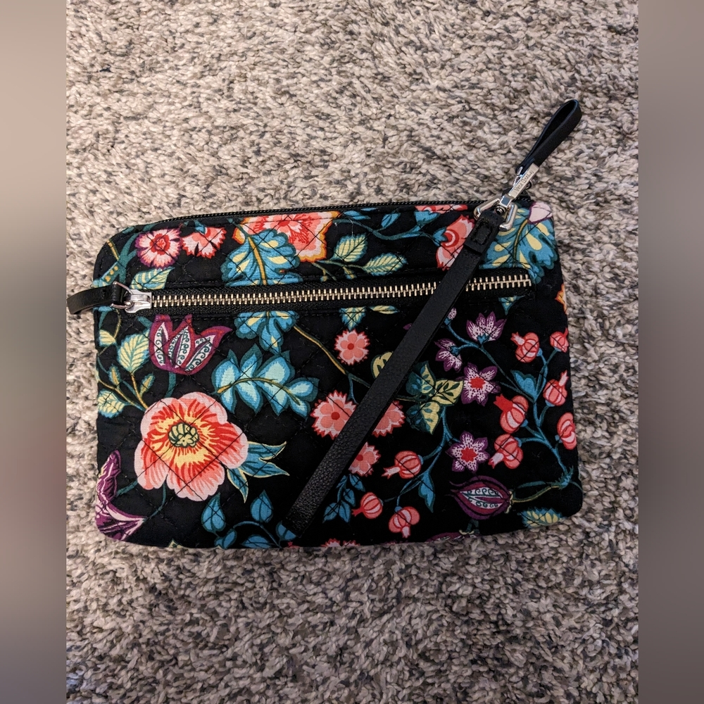 Wristlet